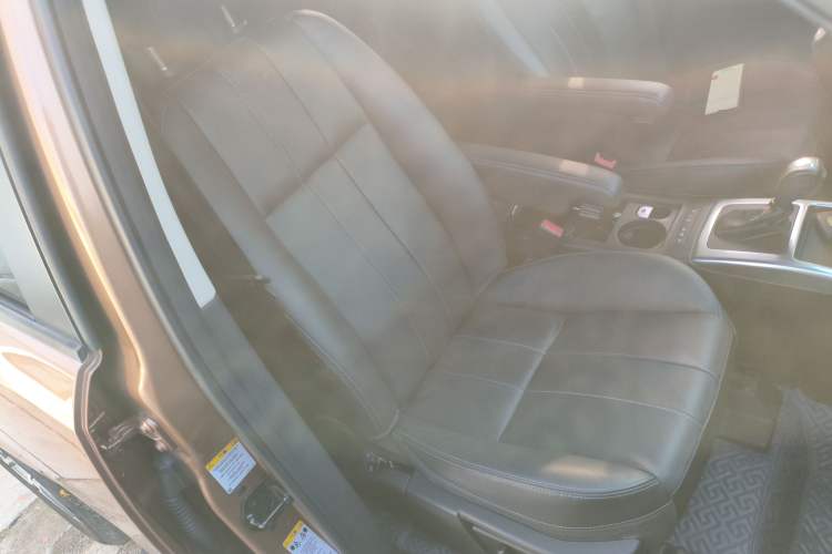 Used Land Rover Freelander 2 2015 2.0T Si4 XS Collection Edition Right Front Seat