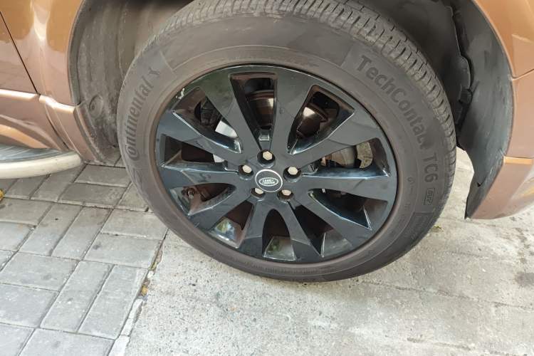Used Land Rover Freelander 2 2015 2.0T Si4 HSE Luxury Collector's Edition Right Front Wheel Hub
