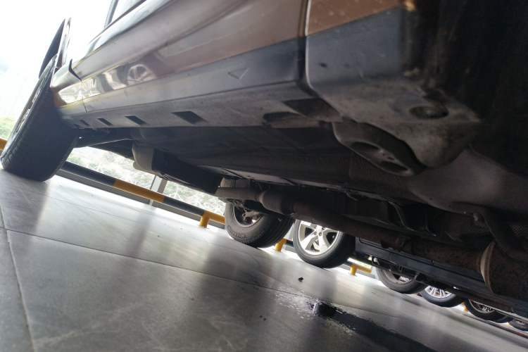Used Land Rover Freelander 2 2015 2.0T Si4 XS Collection Edition Right Side Sill