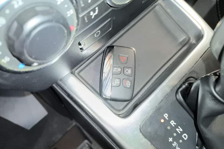 Used Land Rover Freelander 2 2015 2.0T Si4 XS Collection Edition Vehicle Key