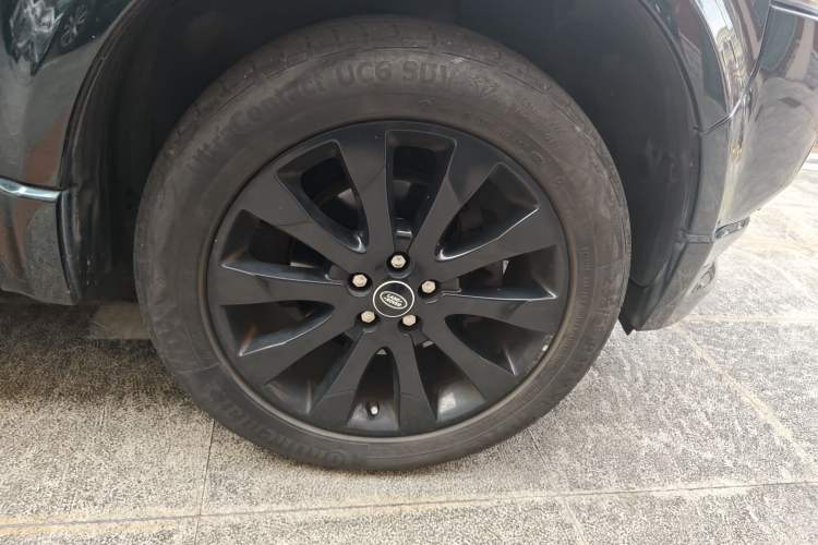 Used Land Rover Freelander 2 2015 2.0T Si4 HSE Luxury Collector's Edition Exterior 7