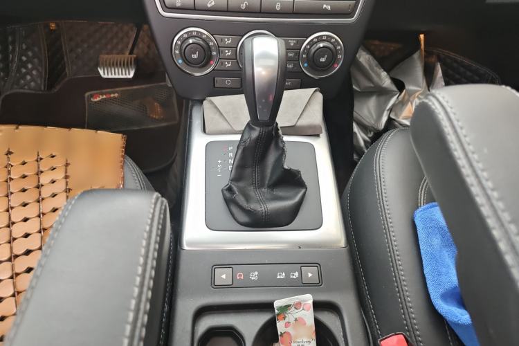 Used Land Rover Freelander 2 2015 2.0T Si4 HSE Luxury Collector's Edition Gear Lever