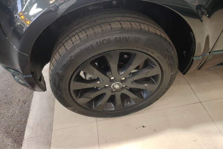 Used Land Rover Freelander 2 2015 2.0T Si4 HSE Luxury Collector's Edition Left Front Wheel Hub