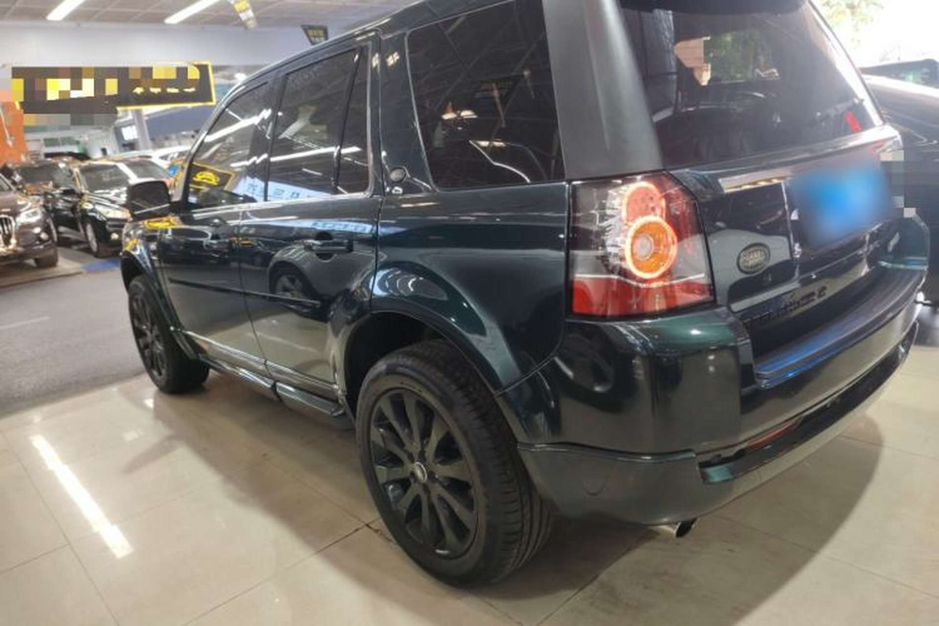 Used Land Rover Freelander 2 2015 2.0T Si4 HSE Luxury Collector's Edition Left Side