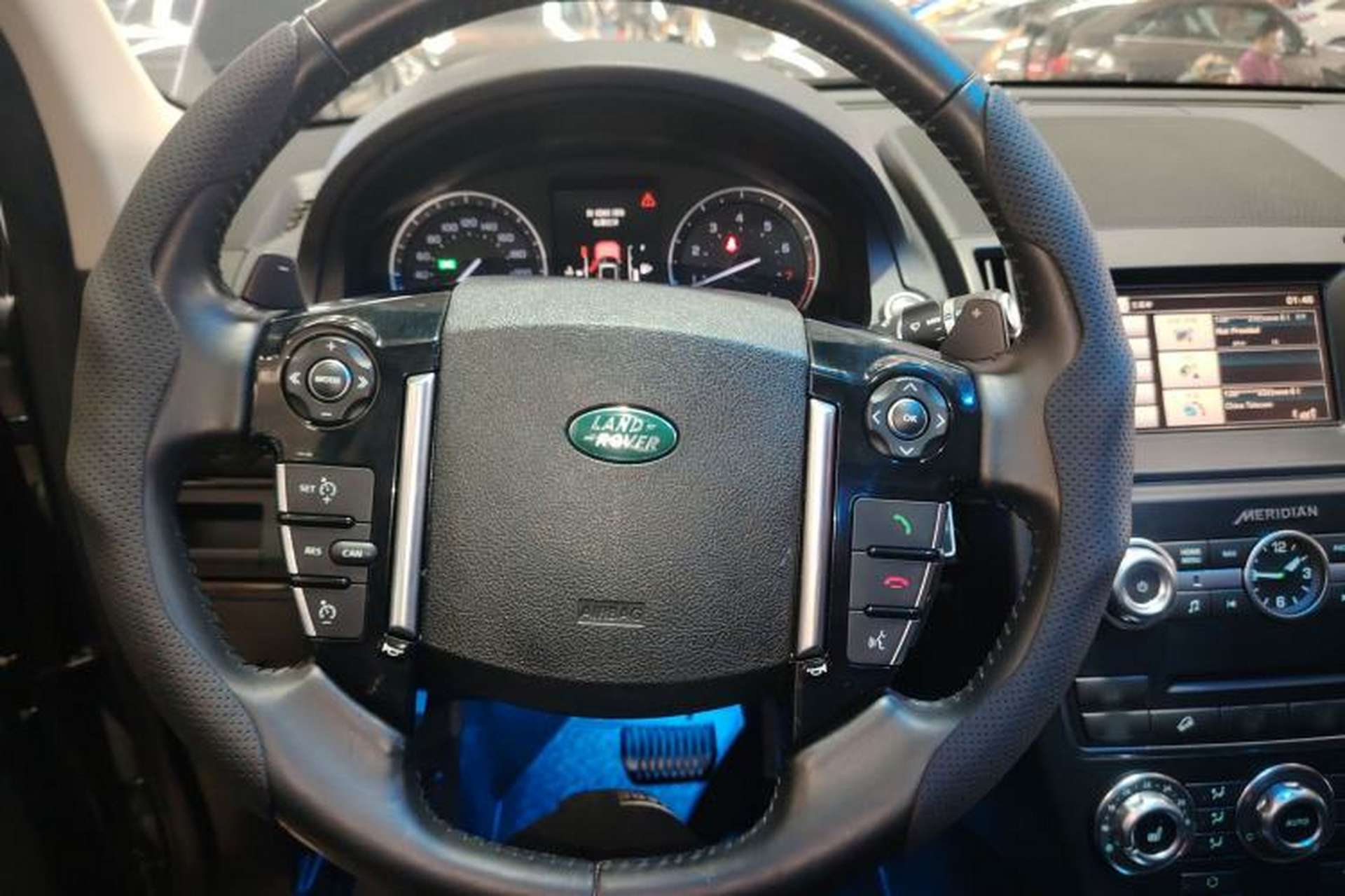Used Land Rover Freelander 2 2015 2.0T Si4 HSE Luxury Collector's Edition Steering Wheel