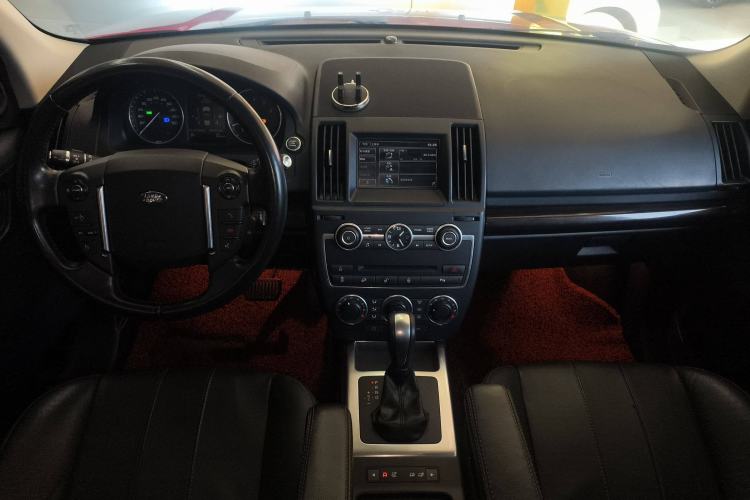 Used Land Rover Freelander 2 2015 2.0T Si4 XS Collection Edition Center Console