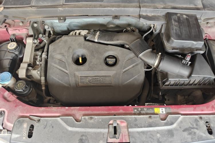 Used Land Rover Freelander 2 2015 2.0T Si4 XS Collection Edition Engine Bay