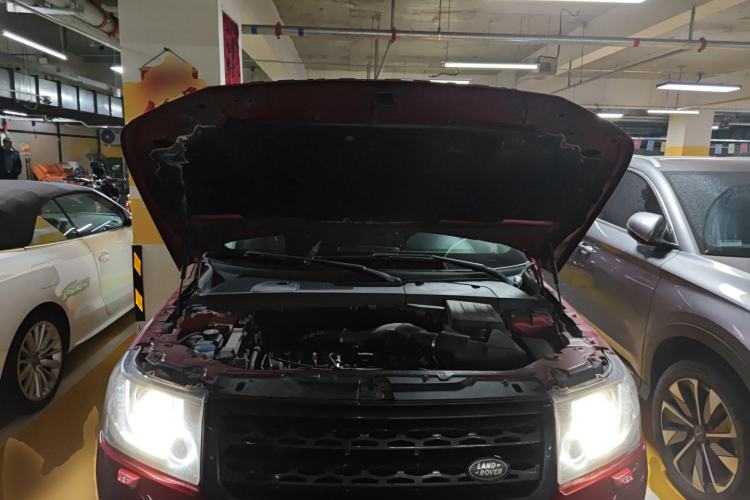 Used Land Rover Freelander 2 2015 2.0T Si4 HSE Luxury Collector's Edition Engine Bay