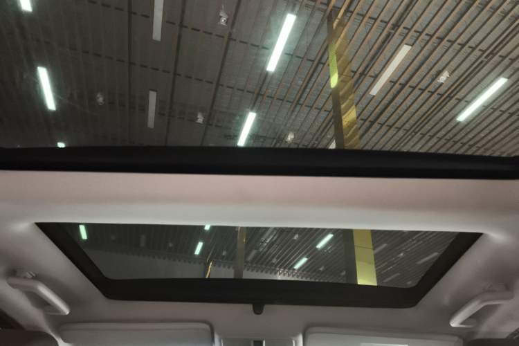 Used Land Rover Freelander 2 2015 2.0T Si4 XS Collection Edition Headliner