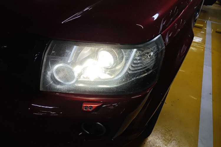 Used Land Rover Freelander 2 2015 2.0T Si4 HSE Luxury Collector's Edition Left Front Headlight