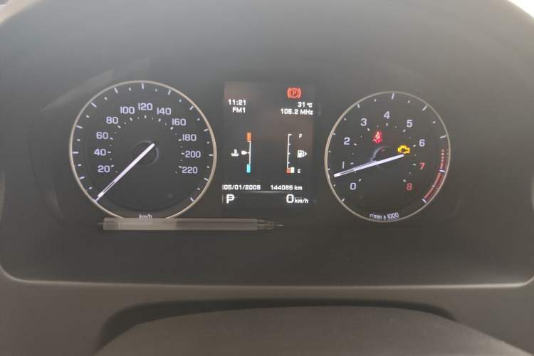 Used Land Rover Freelander 2 2015 2.0T Si4 XS Collection Edition Odometer Close Up