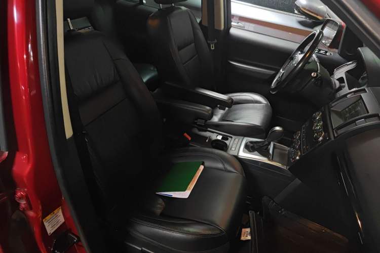 Used Land Rover Freelander 2 2015 2.0T Si4 HSE Luxury Collector's Edition Right Front Seat