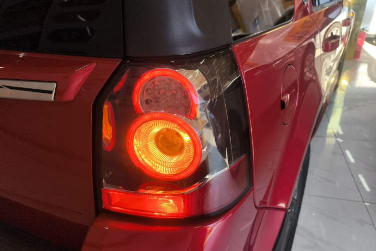 Used Land Rover Freelander 2 2015 2.0T Si4 XS Collection Edition Right Rear Taillight