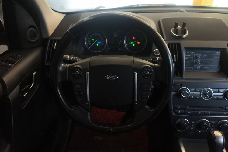 Used Land Rover Freelander 2 2015 2.0T Si4 XS Collection Edition Steering Wheel
