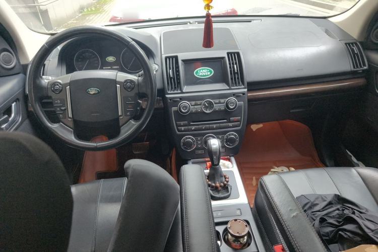 Used Land Rover Freelander 2 2015 2.2T SD4 XS Collector's Edition Center Console