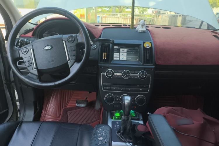 Used Land Rover Freelander 2 2015 2.0T Si4 XS Collection Edition Center Console