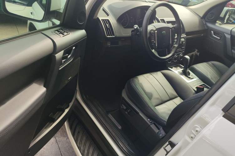 Used Land Rover Freelander 2 2015 2.0T Si4 XS Collection Edition Driver Seat