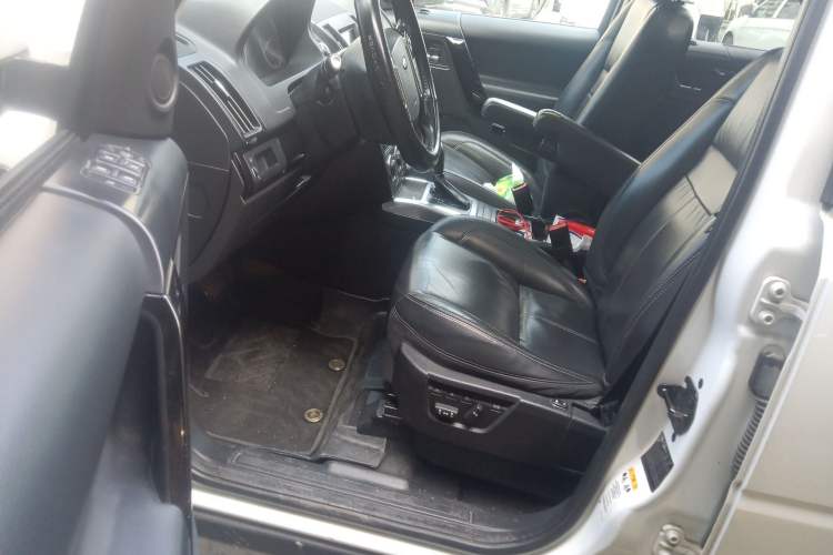 Used Land Rover Freelander 2 2015 2.0T Si4 HSE Luxury Collector's Edition Driver Seat