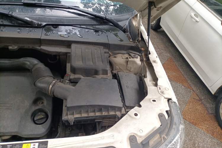 Used Land Rover Freelander 2 2015 2.2T SD4 XS Collector's Edition Engine Bay Left