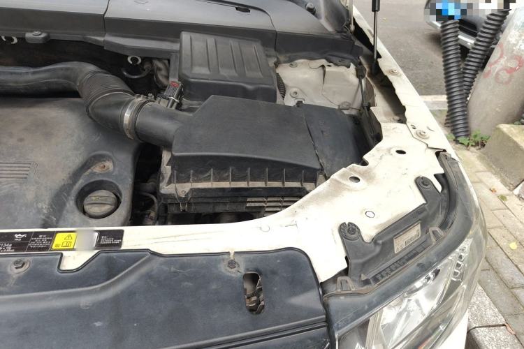 Used Land Rover Freelander 2 2015 2.2T SD4 XS Collector's Edition Engine Bay Left