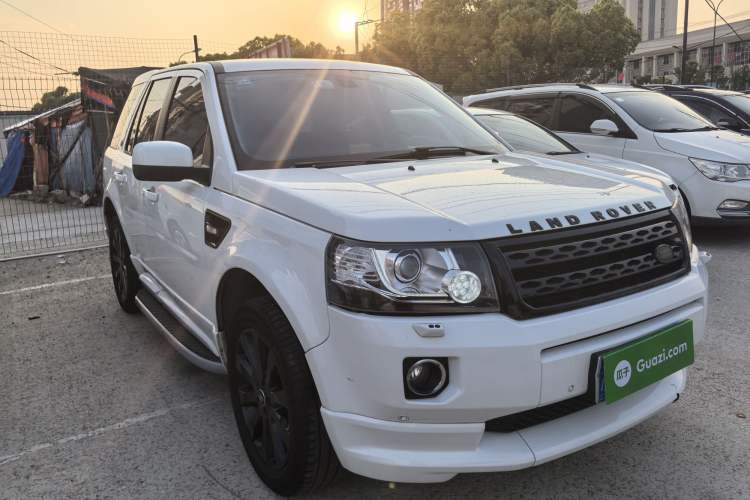 Used Land Rover Freelander 2 2015 2.0T Si4 HSE Luxury Collector's Edition Exterior 2