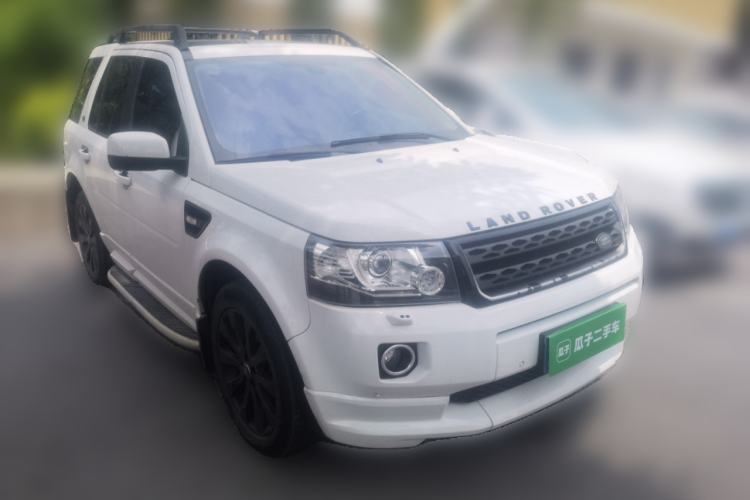 Used Land Rover Freelander 2 2015 2.0T Si4 HSE Luxury Collector's Edition Front Right 45 Deg