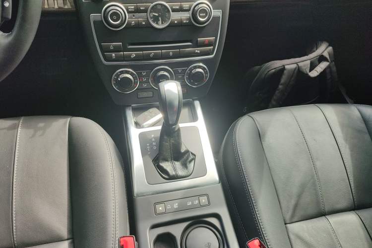 Used Land Rover Freelander 2 2015 2.0T Si4 XS Collection Edition Gear Lever