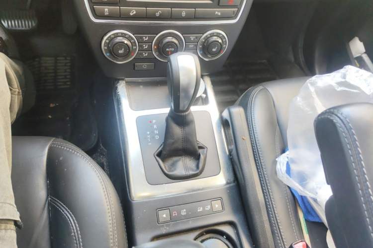 Used Land Rover Freelander 2 2015 2.0T Si4 HSE Luxury Collector's Edition Gear Lever