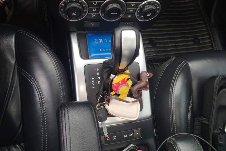 Used Land Rover Freelander 2 2015 2.0T Si4 HSE Luxury Collector's Edition Gear Lever