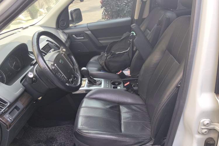 Used Land Rover Freelander 2 2015 2.0T Si4 XS Collection Edition Left Front Seat
