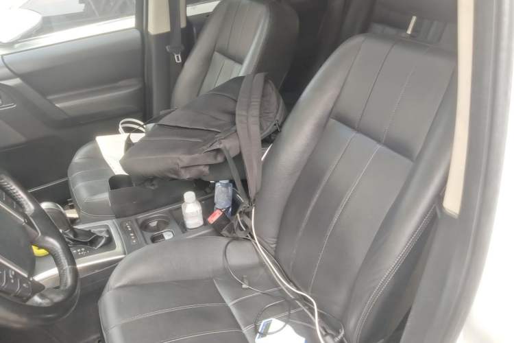 Used Land Rover Freelander 2 2015 2.0T Si4 XS Collection Edition Left Front Seat