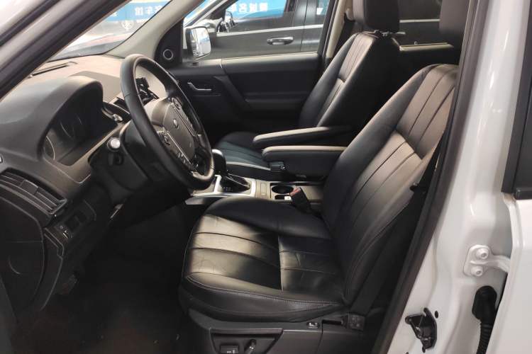 Used Land Rover Freelander 2 2015 2.0T Si4 XS Collection Edition Left Front Seat