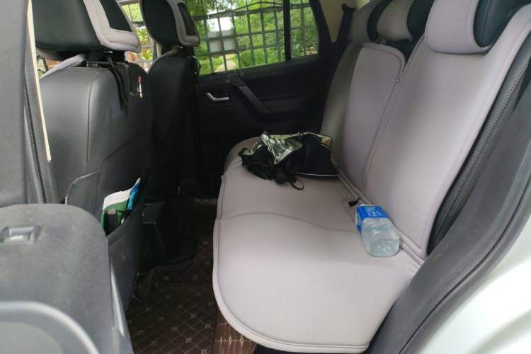 Used Land Rover Freelander 2 2015 2.0T Si4 XS Collection Edition Left Rear Seat