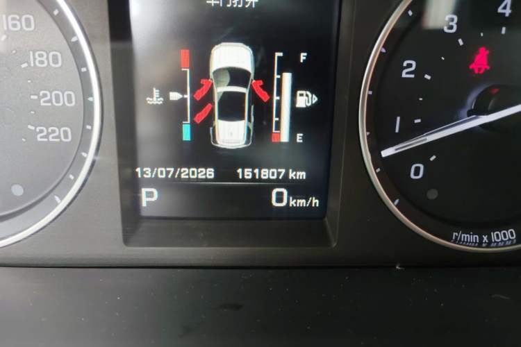 Used Land Rover Freelander 2 2015 2.0T Si4 XS Collection Edition Odometer Close Up