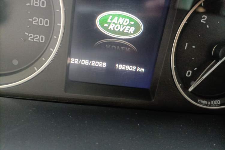 Used Land Rover Freelander 2 2015 2.2T SD4 XS Collector's Edition Odometer Close Up