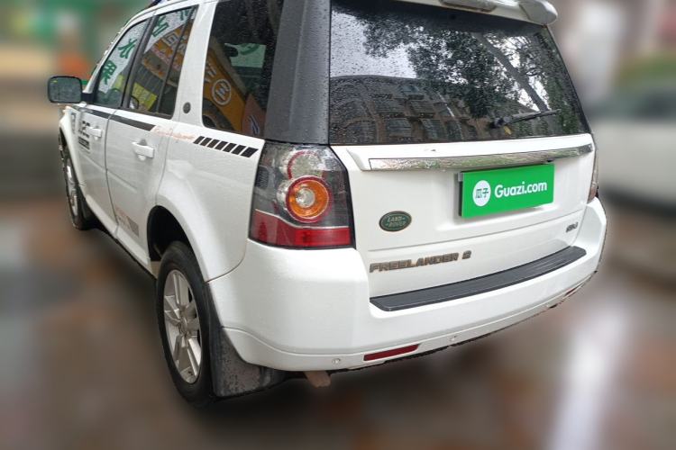 Used Land Rover Freelander 2 2015 2.2T SD4 XS Collector's Edition Rear Left 45 Deg