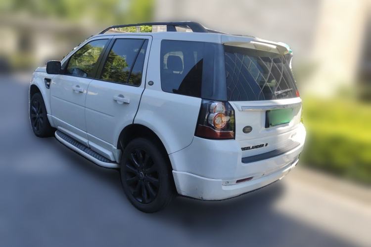 Used Land Rover Freelander 2 2015 2.0T Si4 HSE Luxury Collector's Edition Rear Left 45 Deg