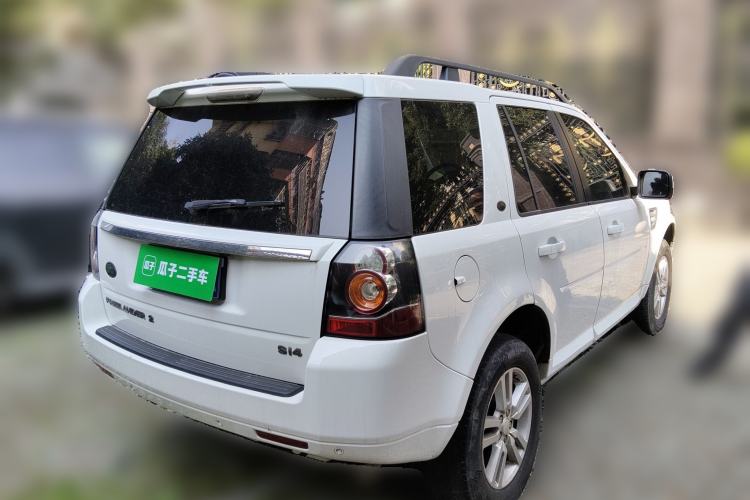 Used Land Rover Freelander 2 2015 2.0T Si4 XS Collection Edition Rear Right 45 Deg