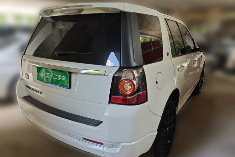 Used Land Rover Freelander 2 2015 2.0T Si4 HSE Luxury Collector's Edition Rear Right 45 Deg