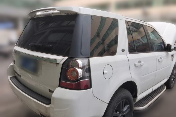 Used Land Rover Freelander 2 2015 2.0T Si4 XS Collection Edition Rear Right 45 Deg
