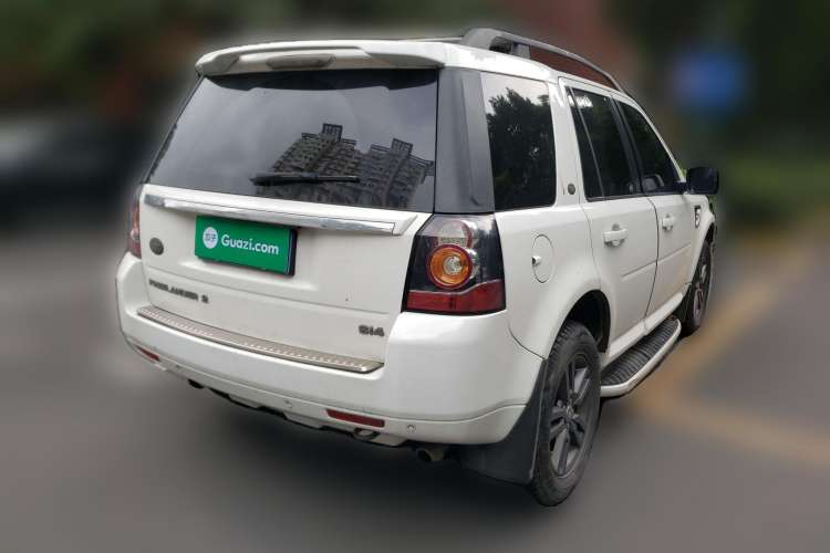 Used Land Rover Freelander 2 2015 2.0T Si4 XS Collection Edition Rear Right 45 Deg