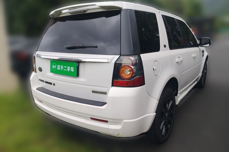 Used Land Rover Freelander 2 2015 2.0T Si4 HSE Luxury Collector's Edition Rear Right 45 Deg