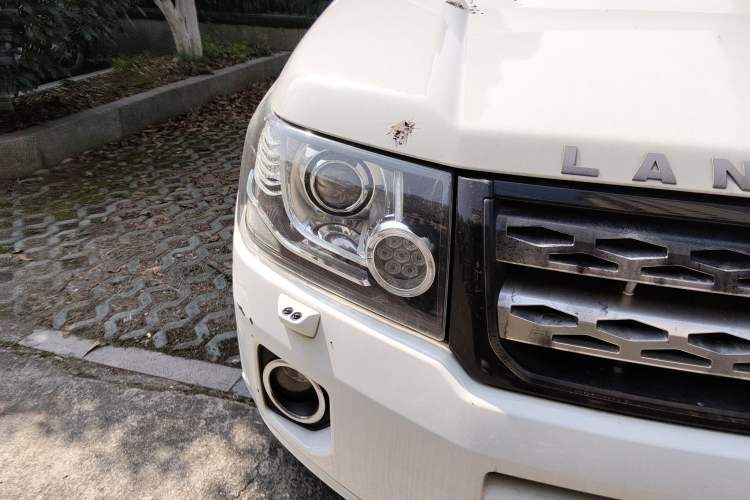 Used Land Rover Freelander 2 2015 2.0T Si4 XS Collection Edition Right Front Headlight