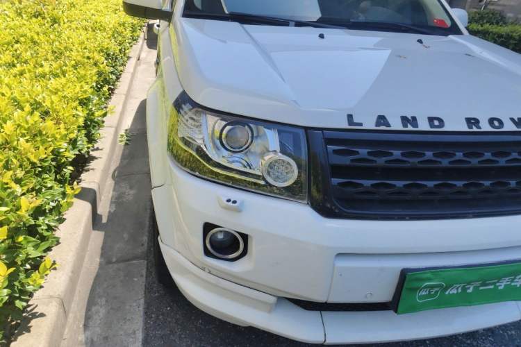 Used Land Rover Freelander 2 2015 2.0T Si4 HSE Luxury Collector's Edition Right Front Headlight