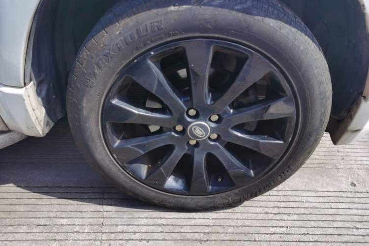 Used Land Rover Freelander 2 2015 2.0T Si4 HSE Luxury Collector's Edition Right Front Wheel Hub