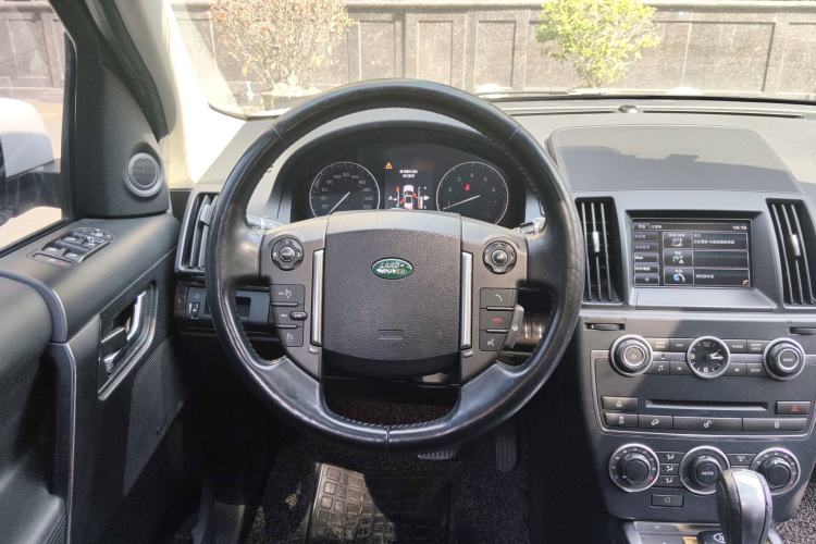 Used Land Rover Freelander 2 2015 2.0T Si4 XS Collection Edition Steering Wheel