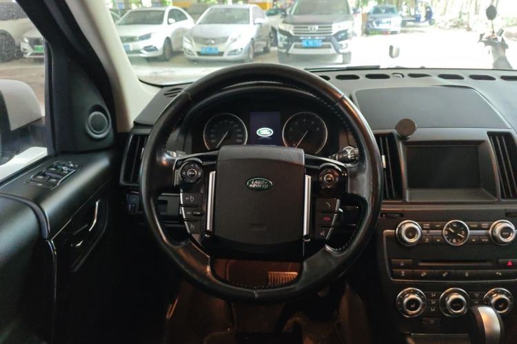 Used Land Rover Freelander 2 2015 2.0T Si4 HSE Luxury Collector's Edition Steering Wheel