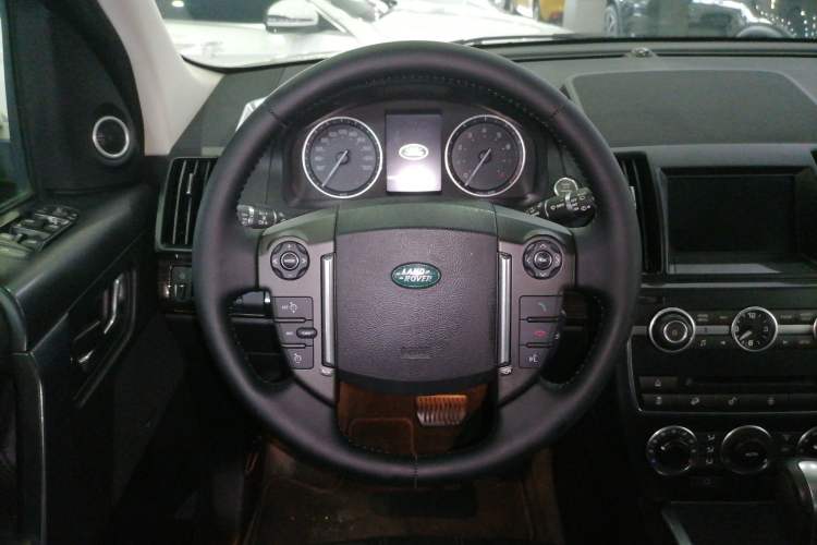 Used Land Rover Freelander 2 2015 2.0T Si4 XS Collection Edition Steering Wheel