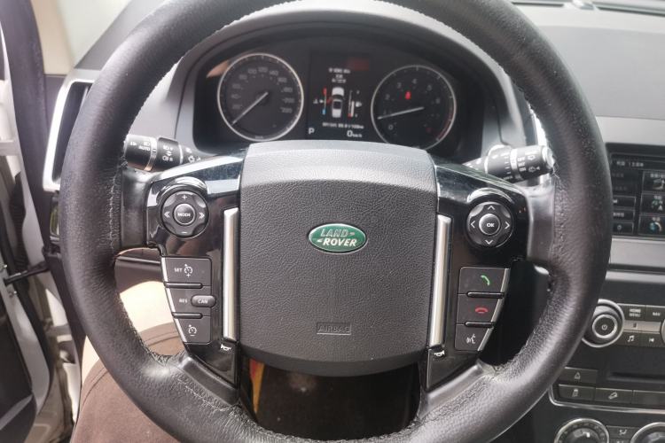 Used Land Rover Freelander 2 2015 2.0T Si4 HSE Luxury Collector's Edition Steering Wheel