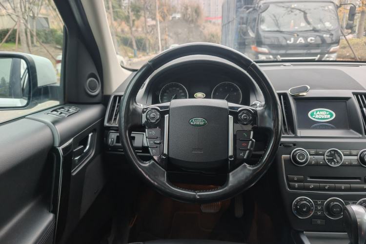 Used Land Rover Freelander 2 2015 2.0T Si4 HSE Luxury Collector's Edition Steering Wheel